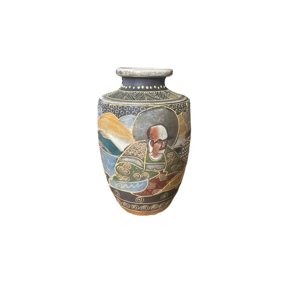 Vintage Antique Japanese Satsuma Hand-Painted Vase Decor Ceramic Pottery Gilded